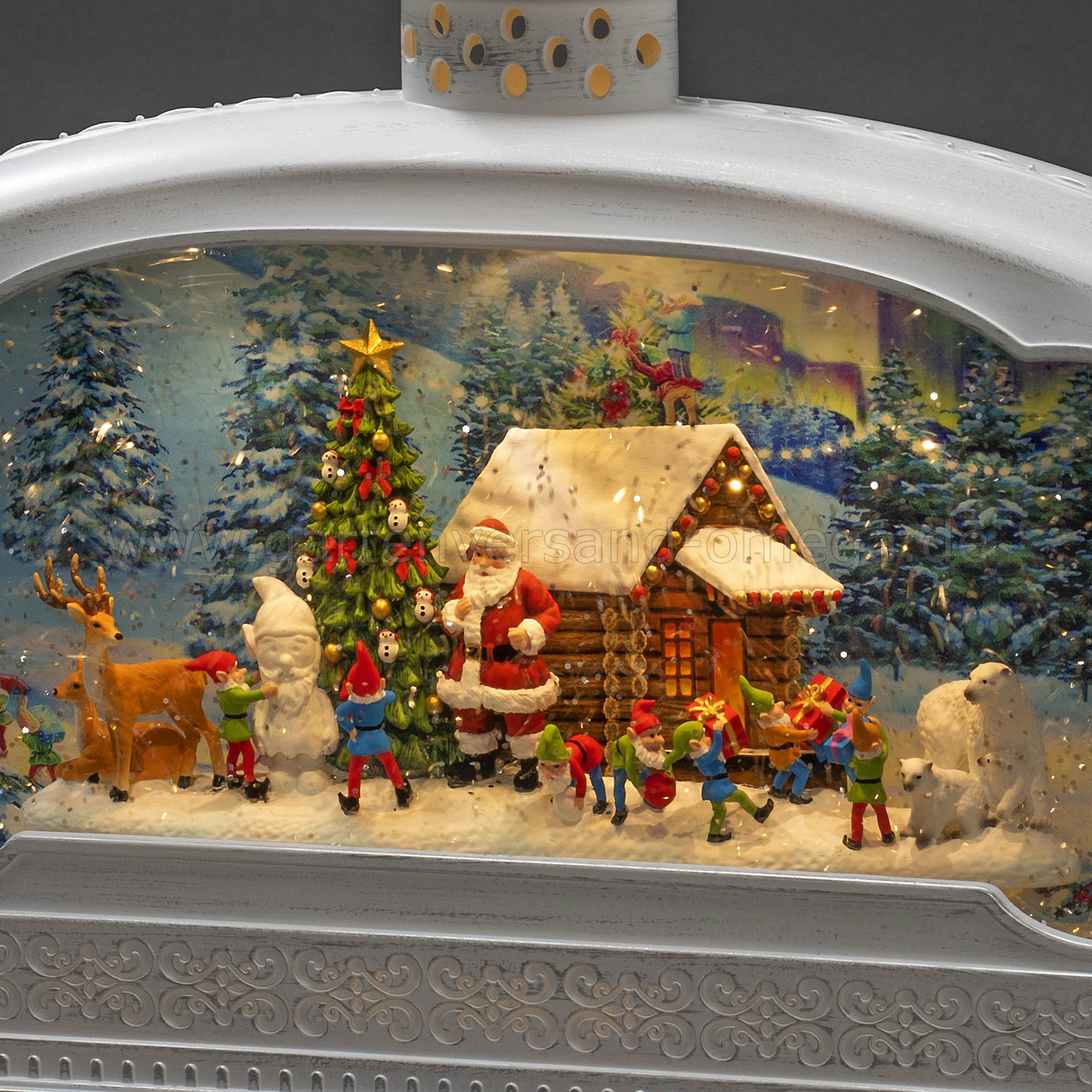 Motiv im Detail von LED-Wasserlaterne Santa mit Tieren