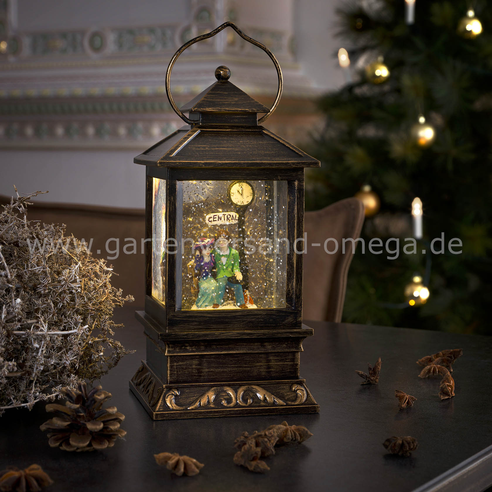 LED Schneelaterne mit Pärchen