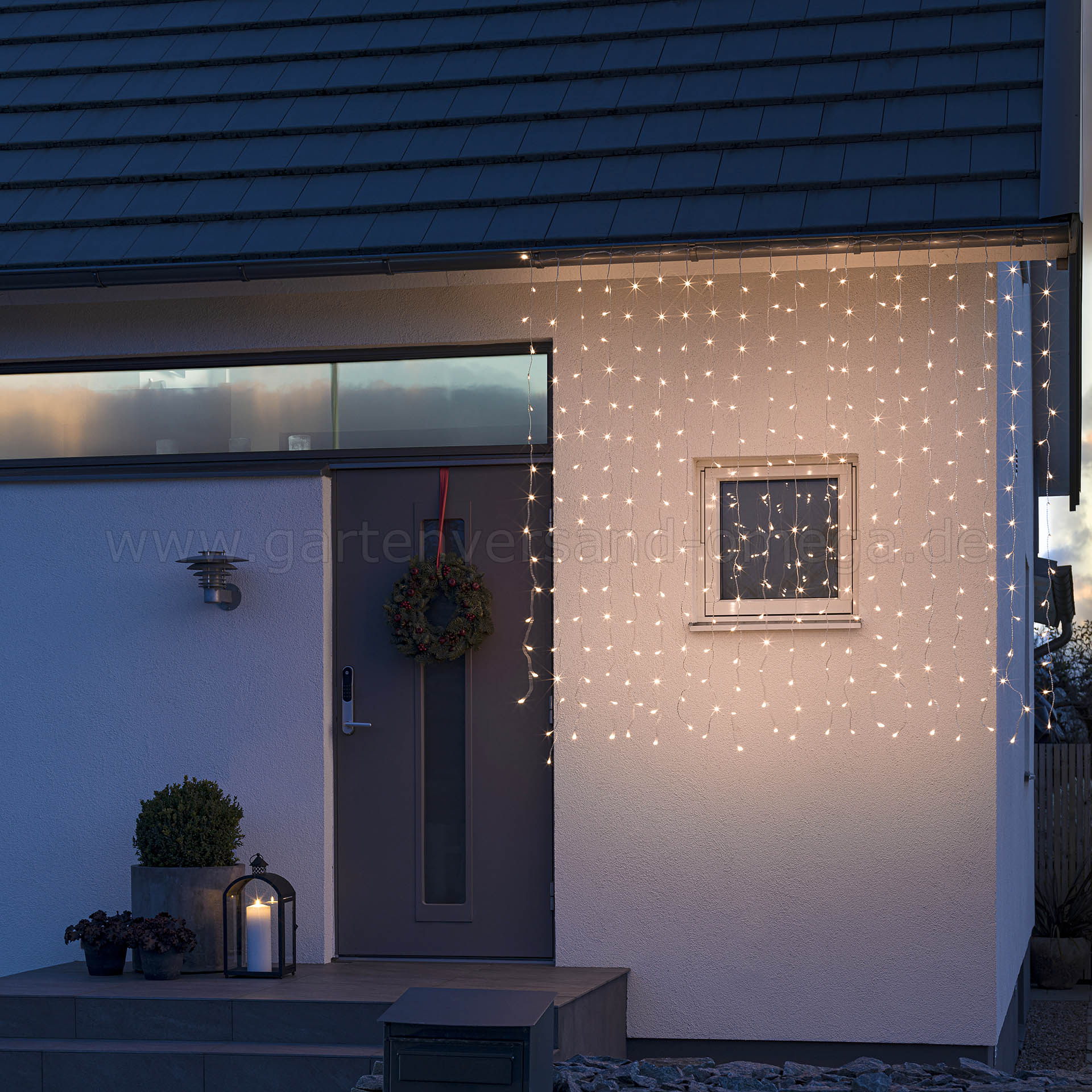 LED-Eisregen-Lichtervorhang gefrostet Bernsteinfarben - Anwendungsbeispiel