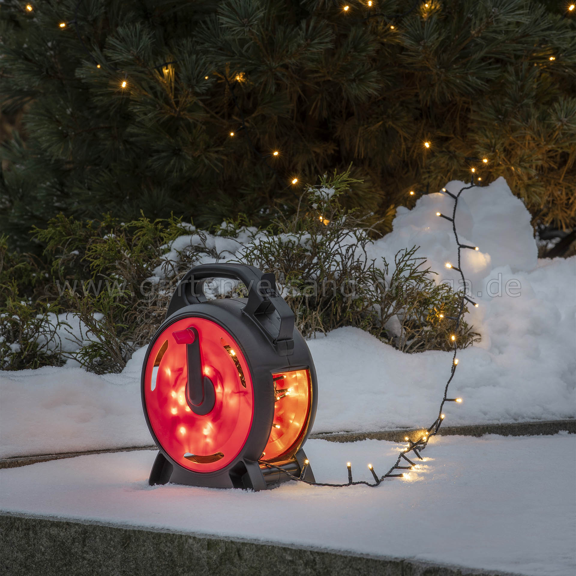 LED-Lichterkette mit Kabelaufroller Warm-Weiß im Einsatz
